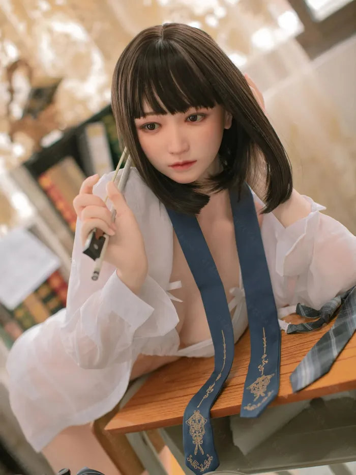 F4704160cm53ft34kg 21 B Cup Mini Asian Real Chinese Silicone Sex DollBezlya Doll Bezlya Male Sex Toys